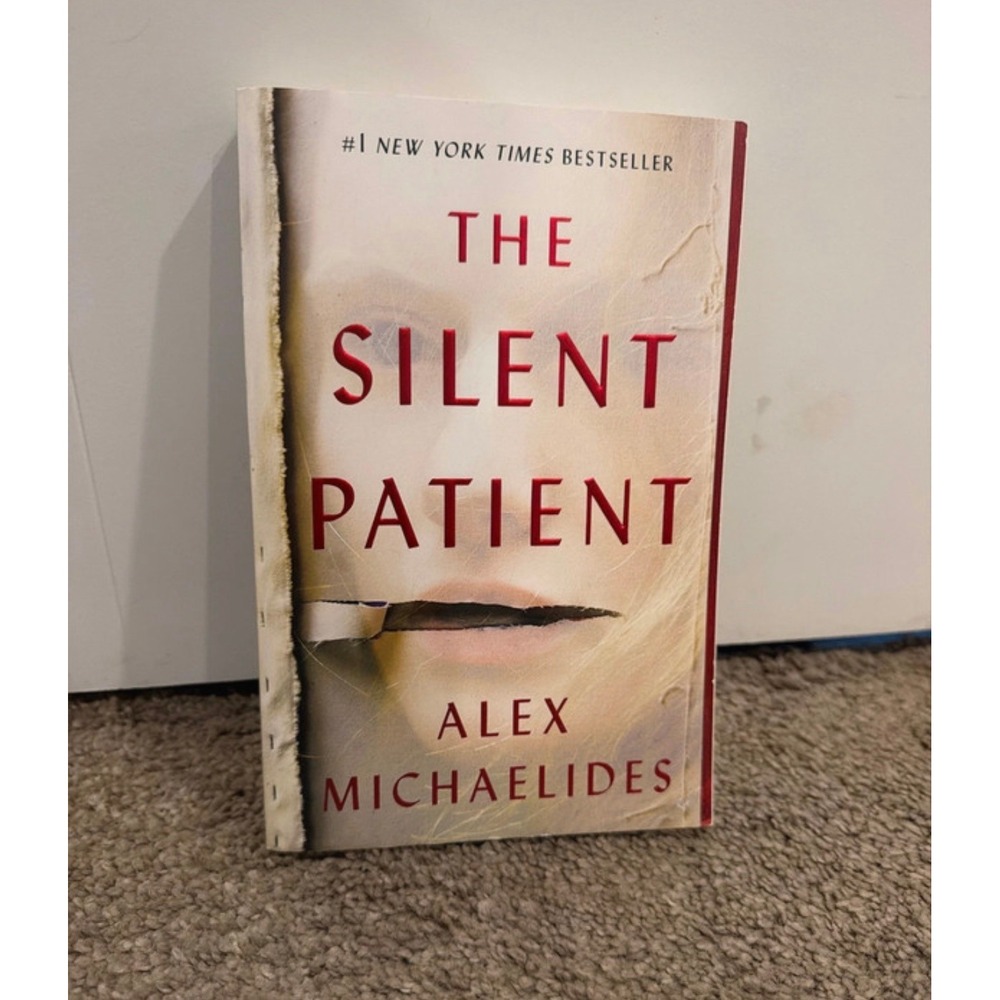 The Silent Patient by Alex Michaelides Paperback Psychological Thriller Novel